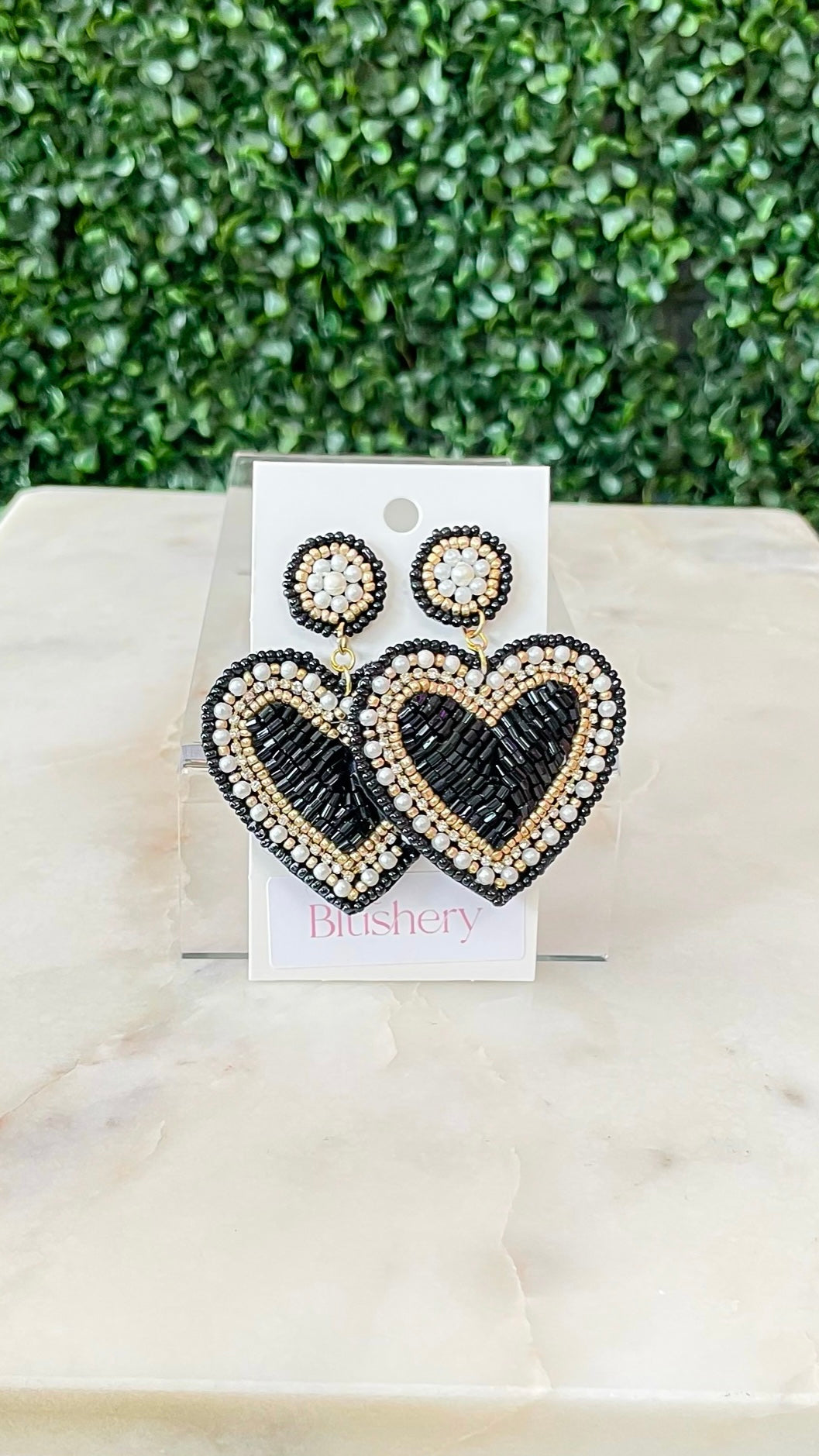 Beaded Heart & Pearl Earrings Black